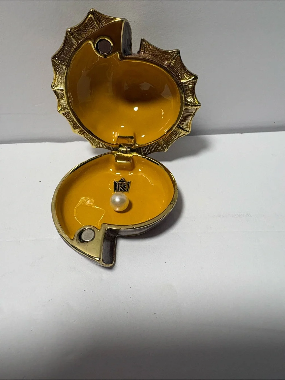 Gold-Tone Layered Starburst Trinket box with Clear Rhinestones